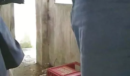 Моя сестра змушує порно відео мама син свого брата кінчити