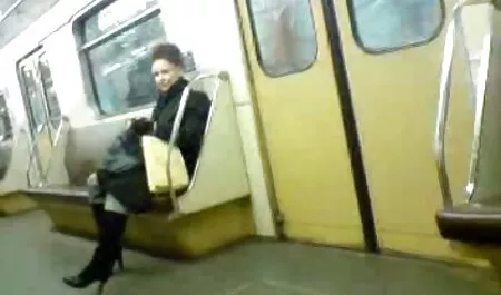 Собака мама з сином секс зайнята тим, що здається дилеру за гроші
